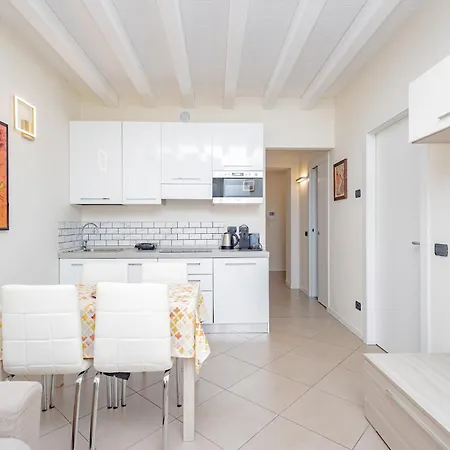 B1 Apartment
